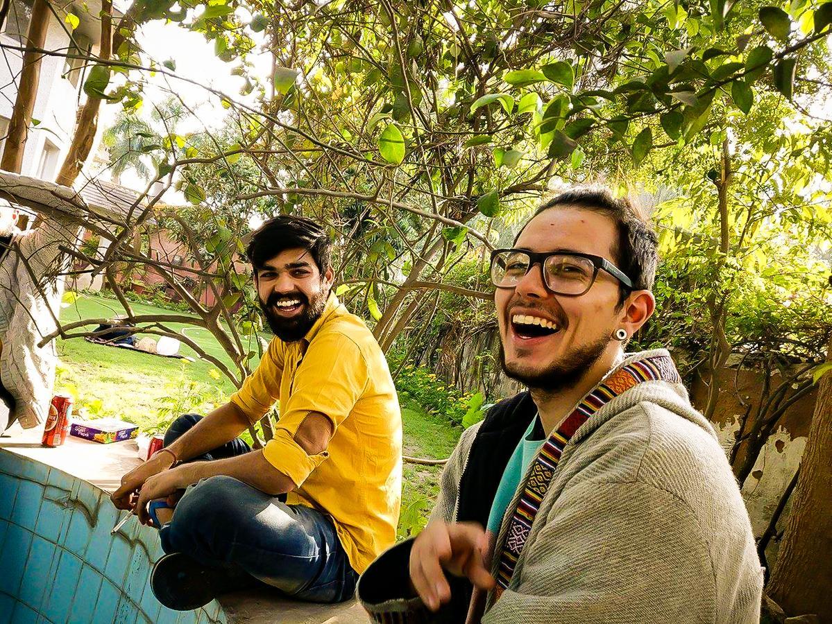 Roots Hostel Yeni Delhi Dış mekan fotoğraf